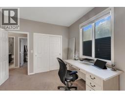 32 Carrington Manor NW - photo 37
