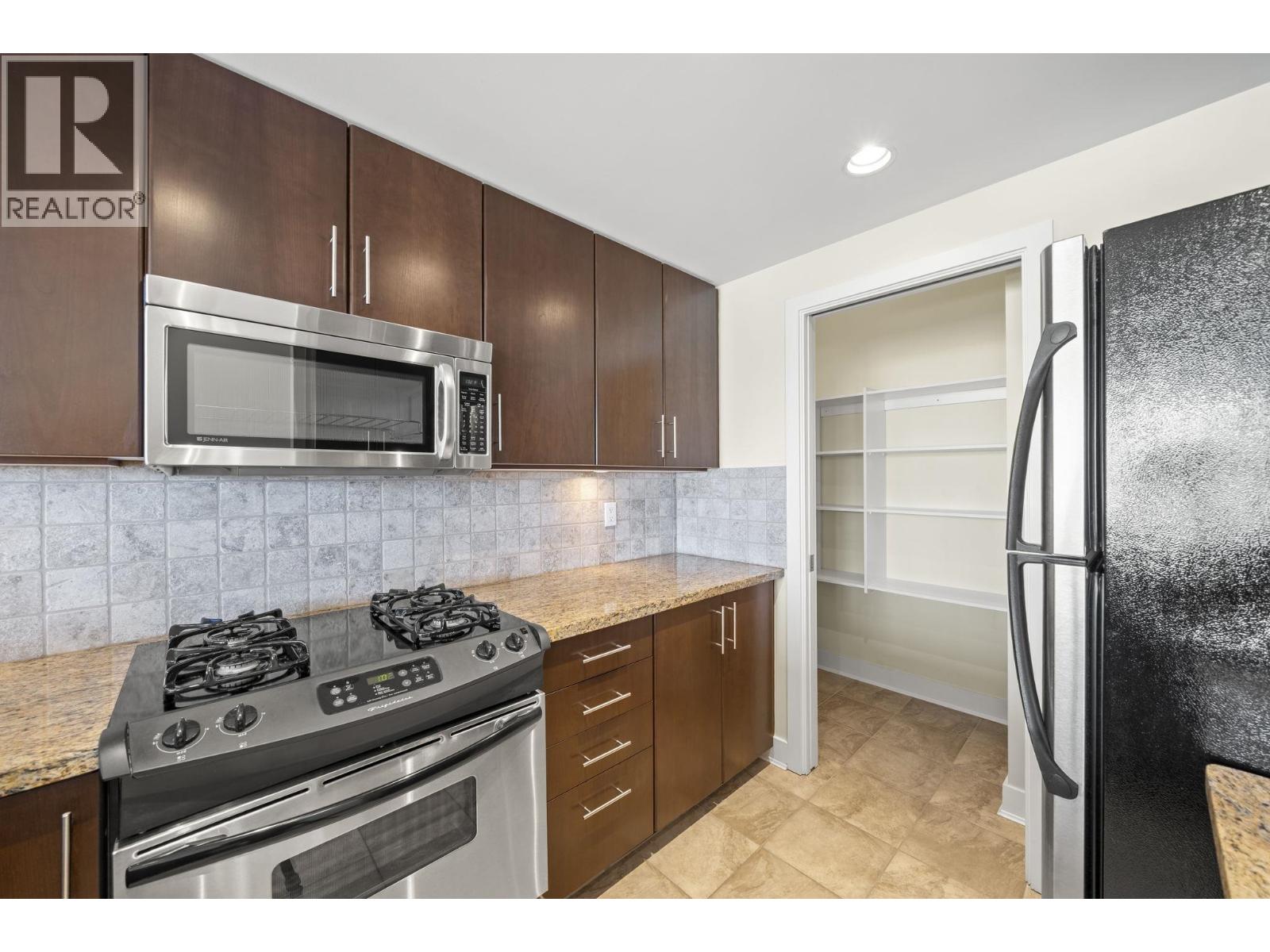 Photo of 804 1483 W 7TH AVENUE 21