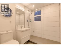 1955 E 8th Avenue, Vancouver, BC V5N1T9 Photo 13