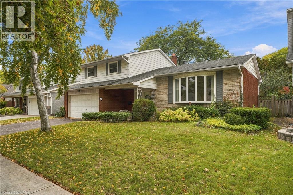 688 CHERRYWOOD Drive, Burlington — photo 2