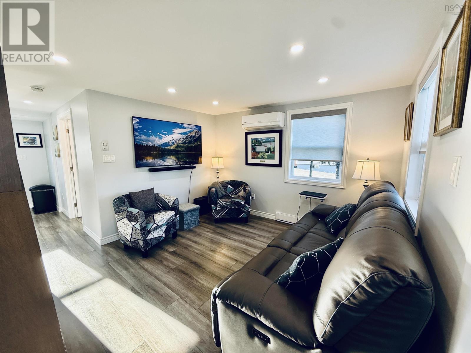 1321 Terence Bay Road - 5