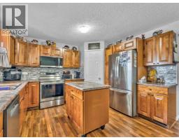 Laundry room - 12002 Range Road 65, Rural Cypress County, AB T0K1Z0 Photo 10
