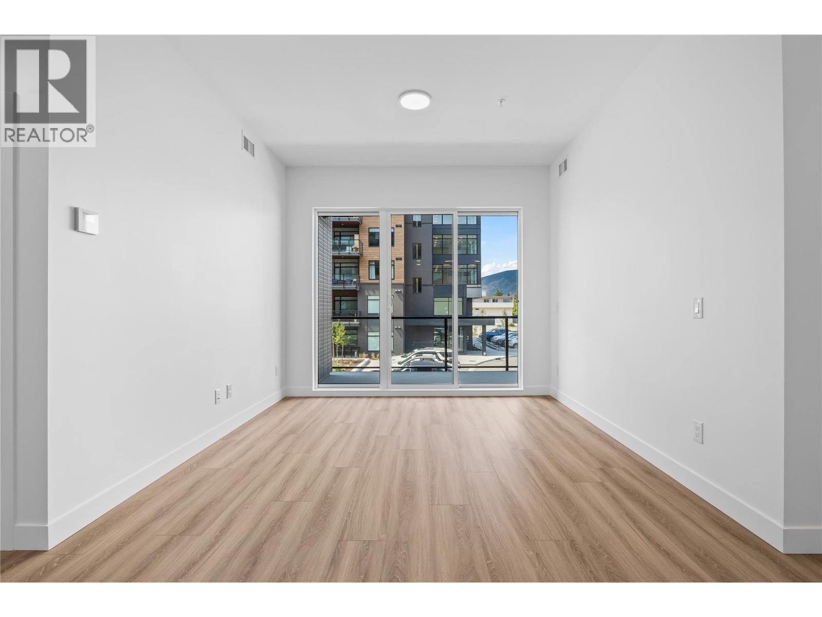 #208 2760 Olalla Road - 13