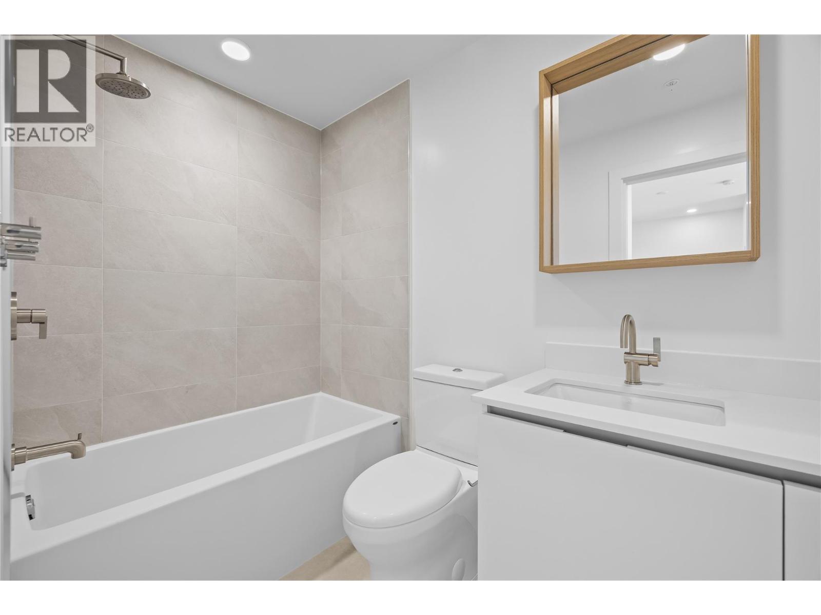 #208 2760 Olalla Road - 35
