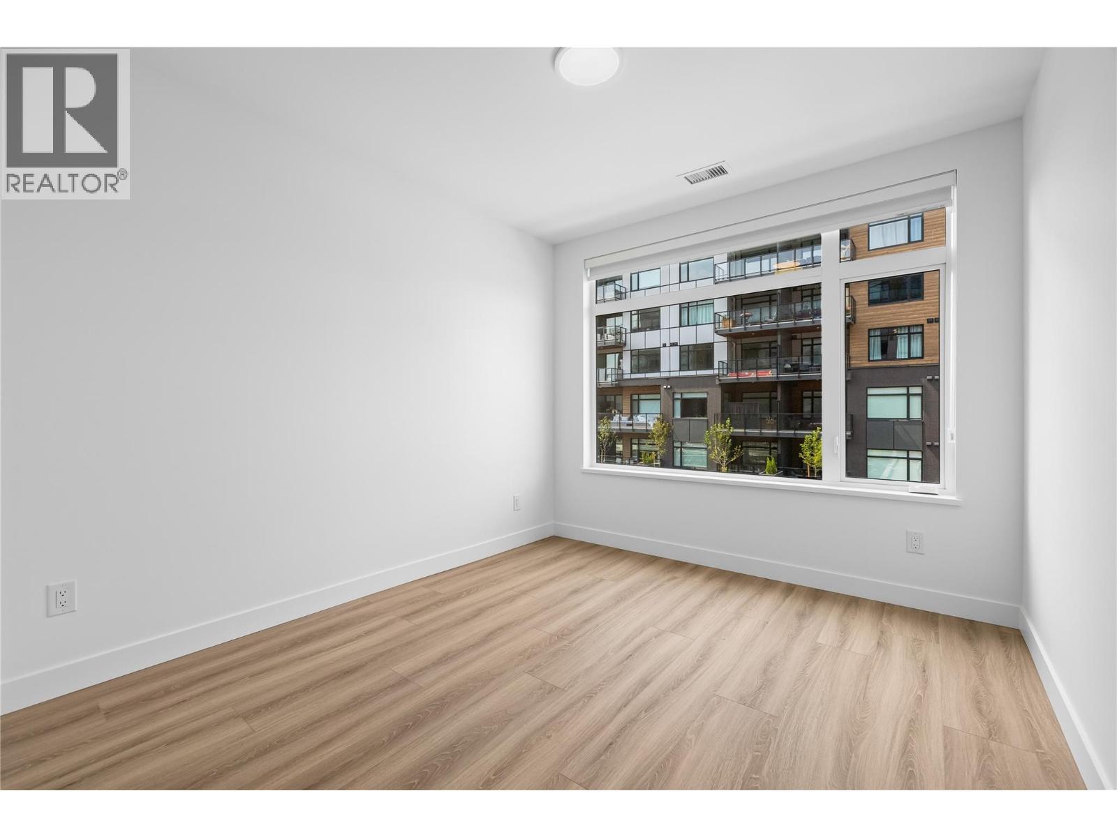 #208 2760 Olalla Road - 33