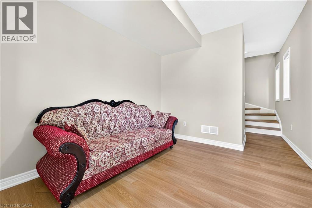 6 CHESTNUT Drive Unit# 84, Grimsby — photo 8