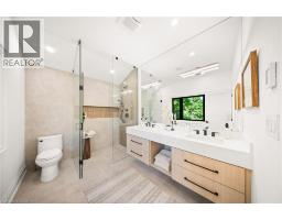 201 Trelawn Avenue, Oakville, ON L6J4R3 Photo 13