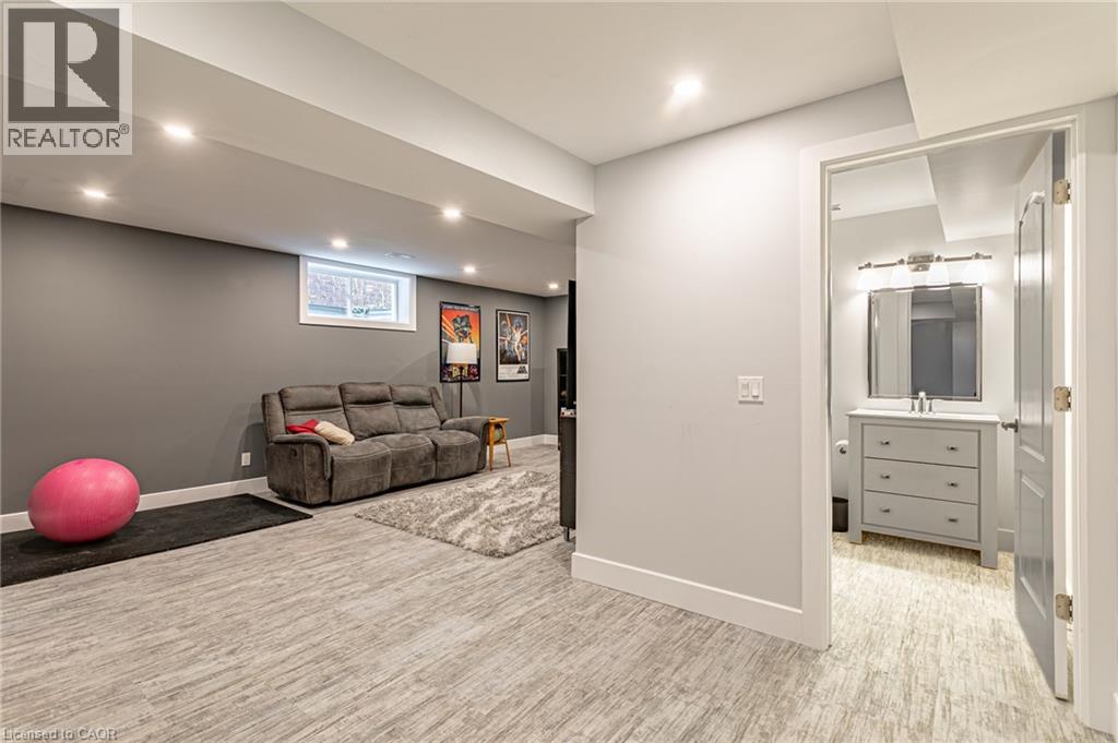 312 Schooner Crescent — photo 33