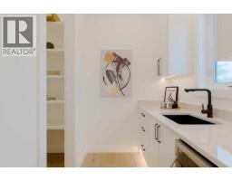 2207 Victoria Crescent NW - photo 12
