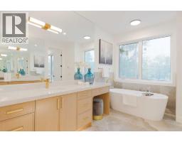 2207 Victoria Crescent NW - photo 26