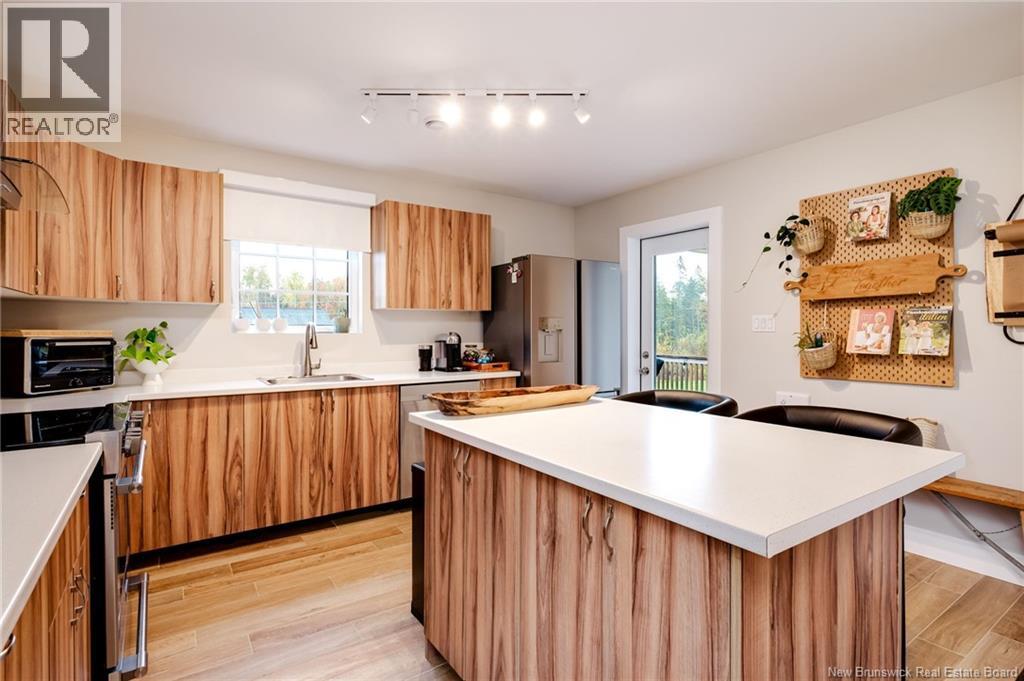 361 Kinnear Road - 12