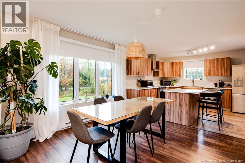 361 Kinnear Road - 9