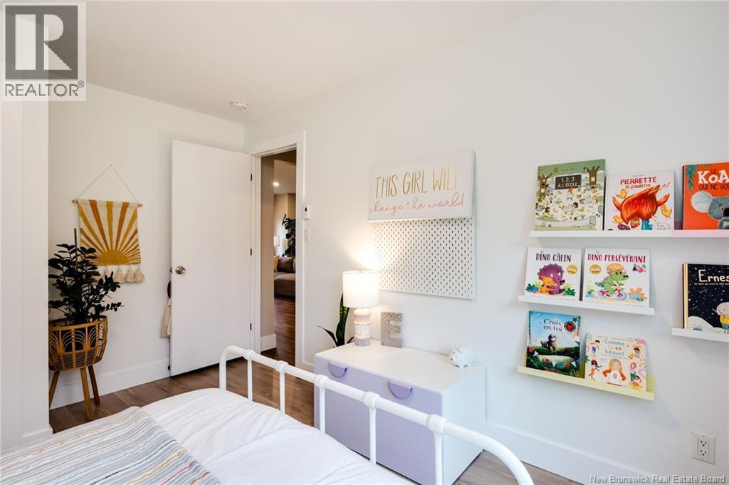 361 Kinnear Road - 30