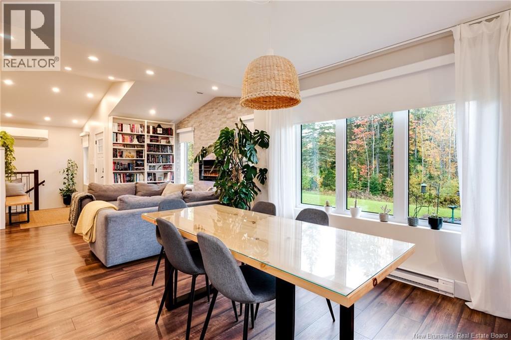 361 Kinnear Road - 13