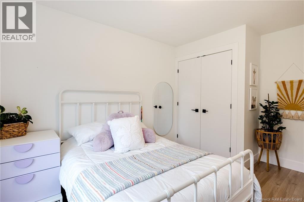 361 Kinnear Road - 44