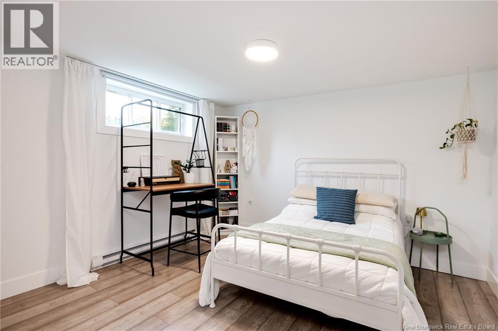361 Kinnear Road - 34