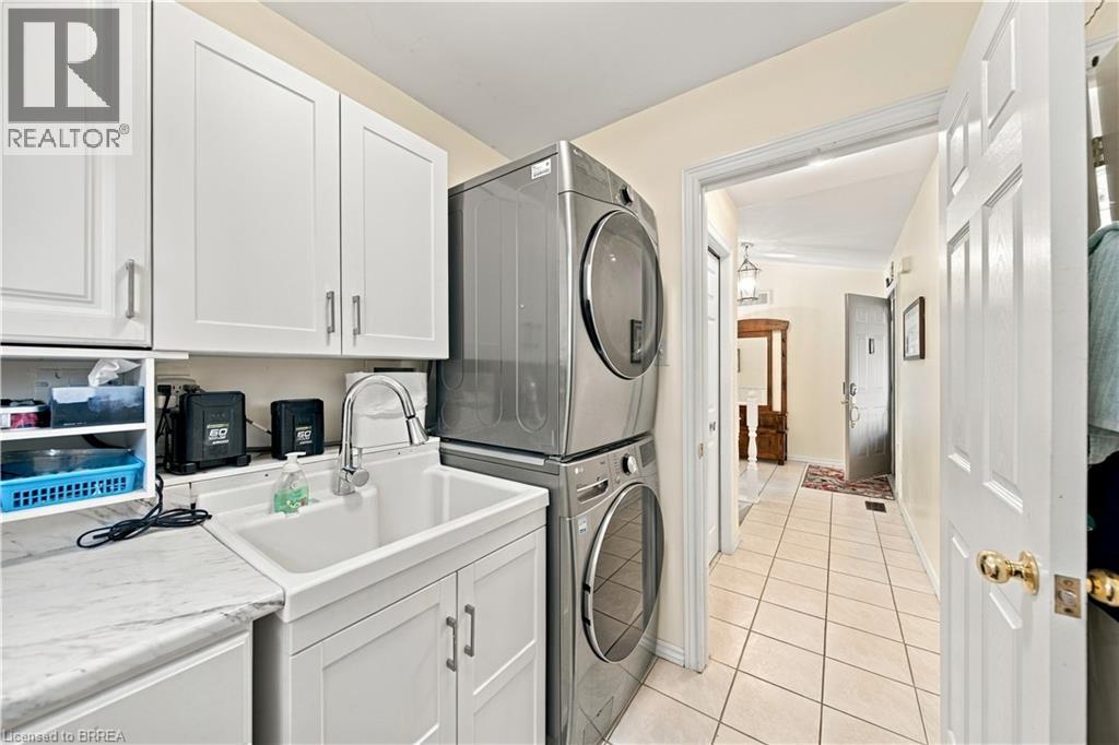 102 Court Drive — photo 25