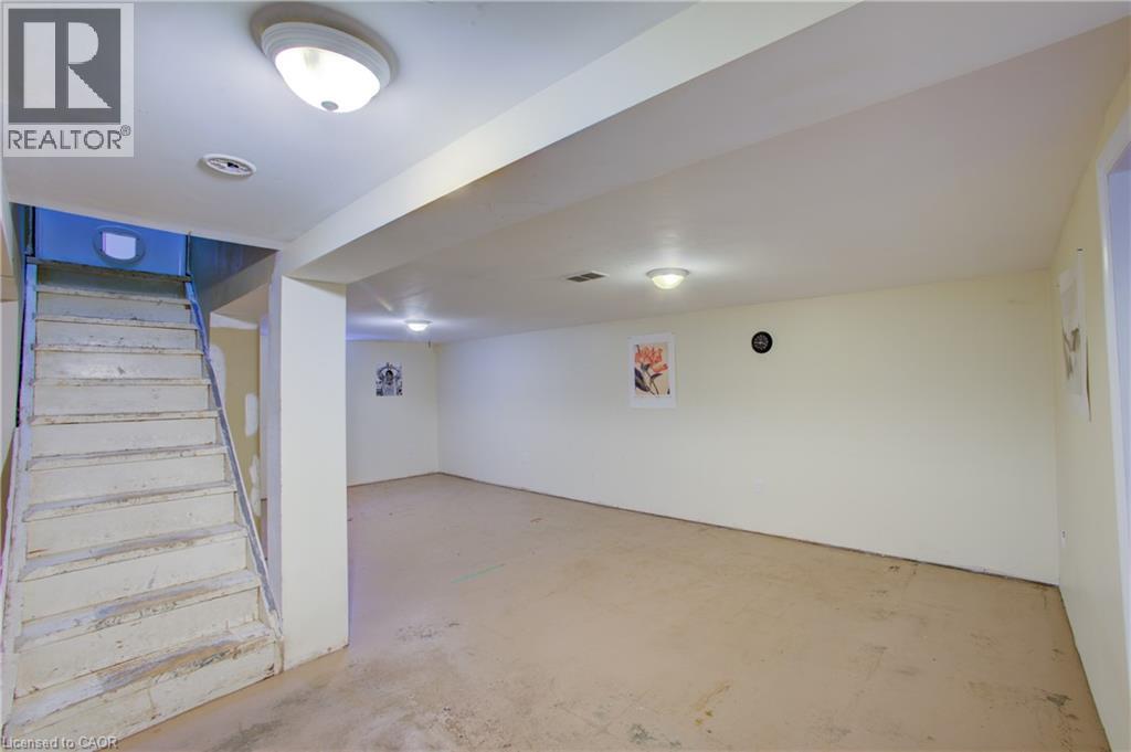 15 Dumbarton Street — photo 20