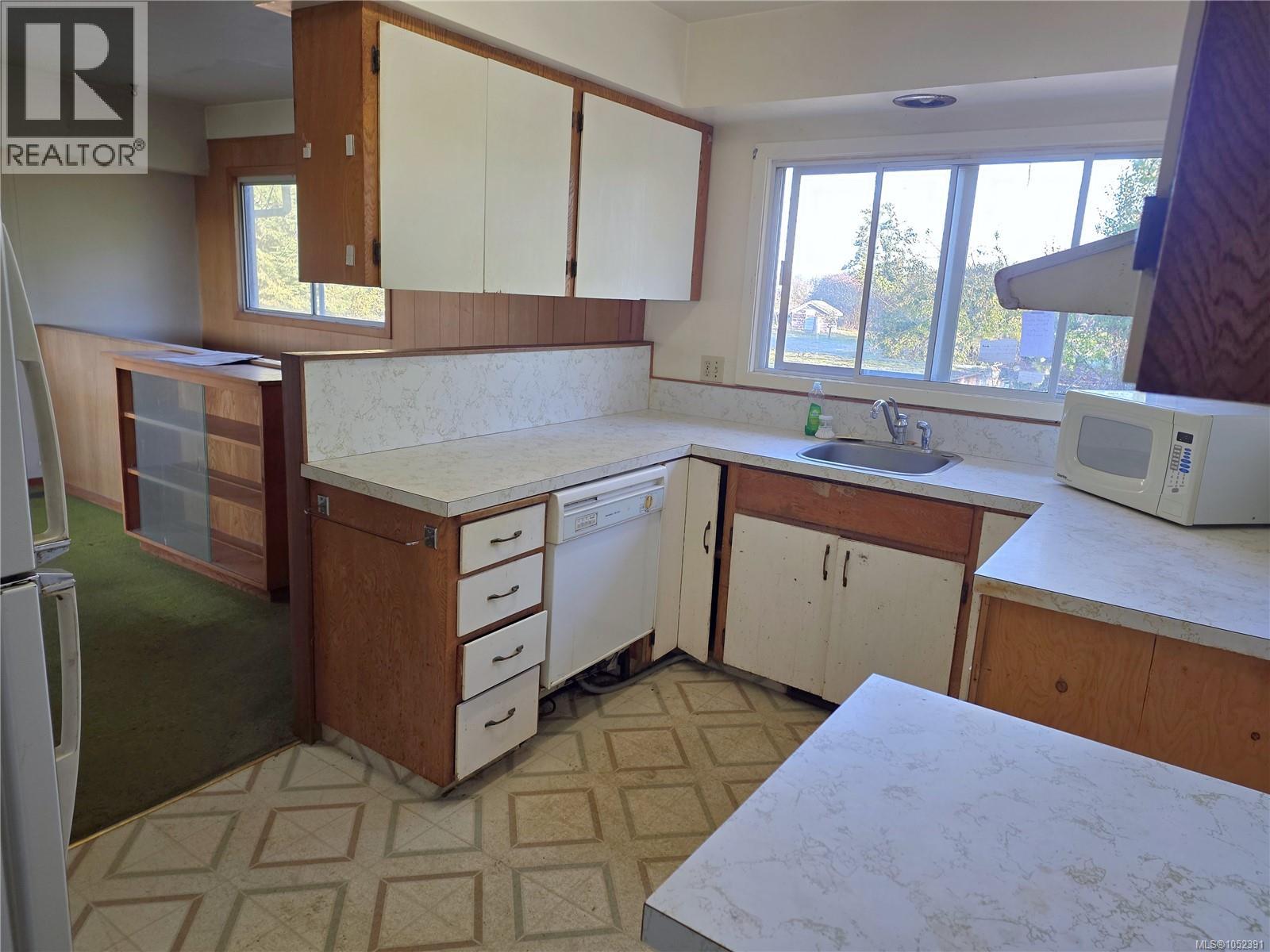2766 Island View Rd - 17