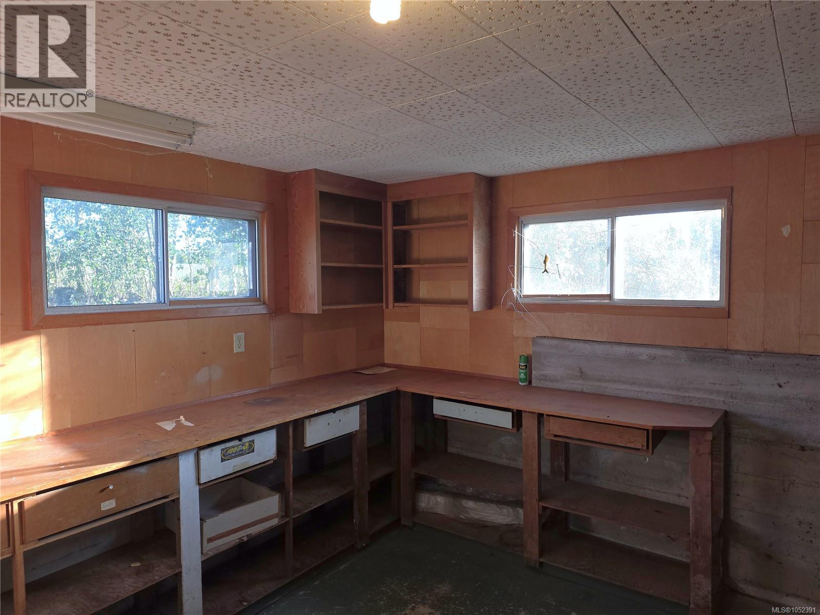 2766 Island View Rd - 26