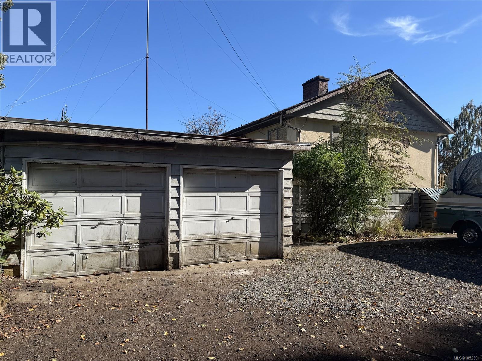 2766 Island View Rd - 6