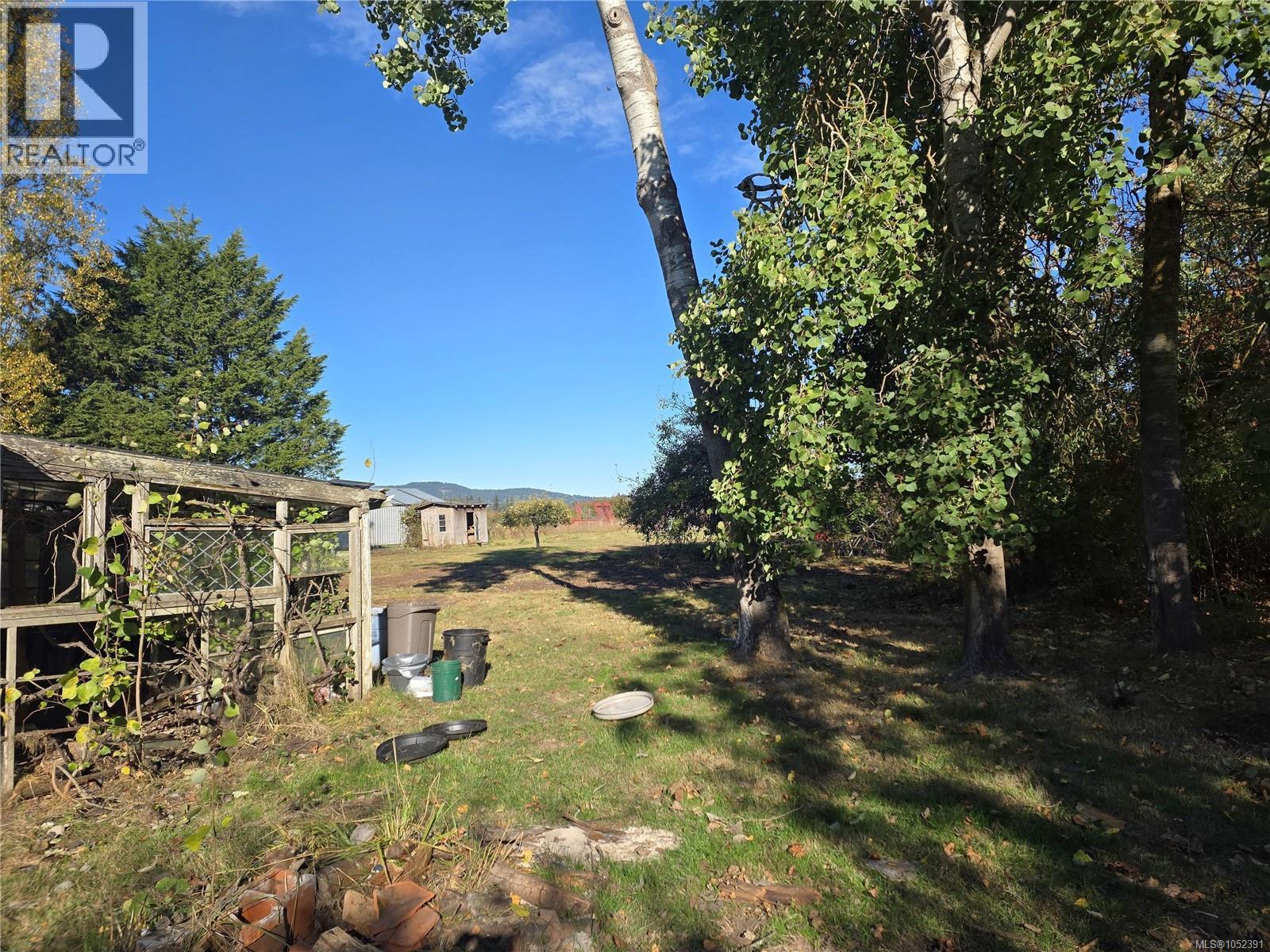 2766 Island View Rd - 9