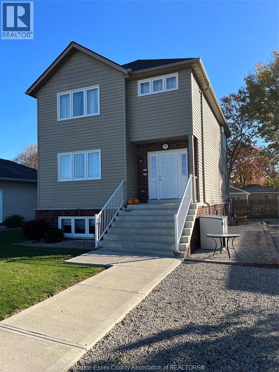 190 WALNUT LANE - 1