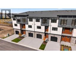 704, 30 Creekside Villas SW - photo 2