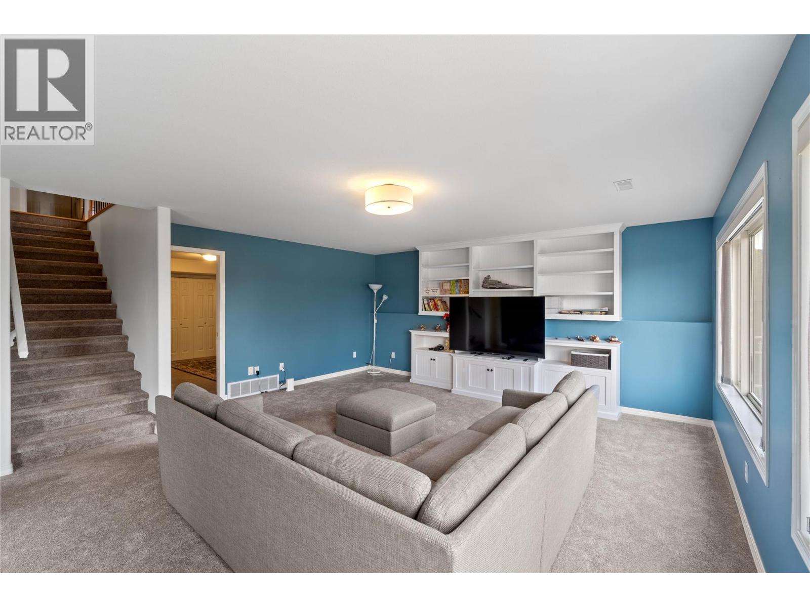 870 Regent Crescent - 24