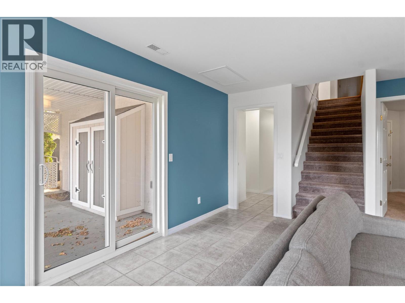 870 Regent Crescent - 25