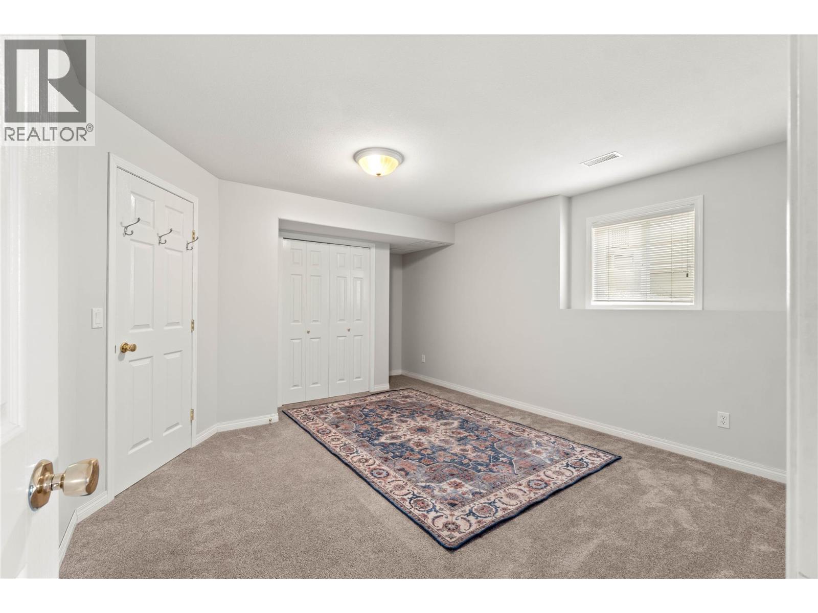 870 Regent Crescent - 26