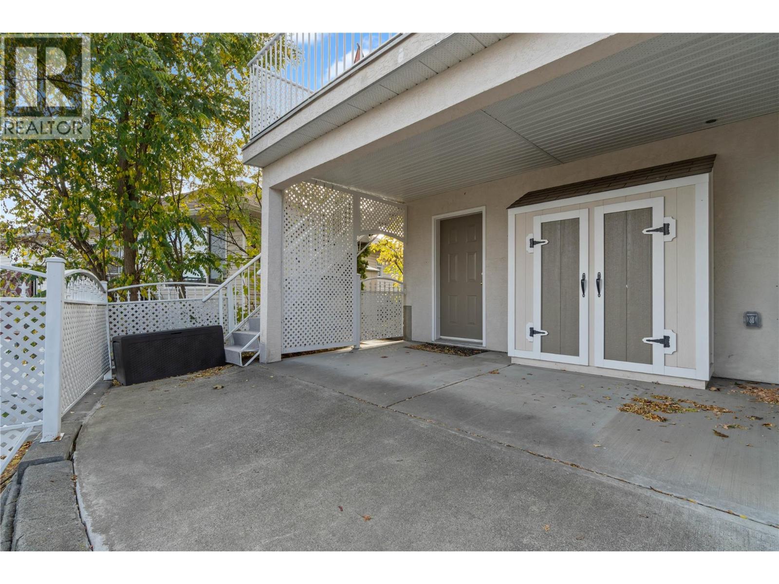 870 Regent Crescent - 38