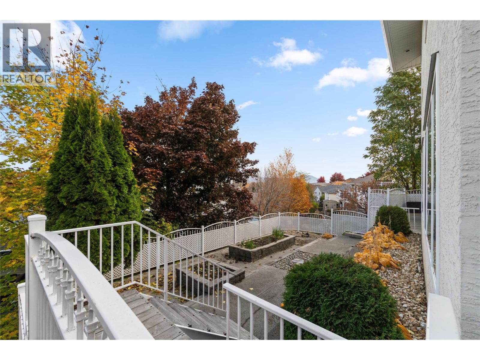 870 Regent Crescent - 41