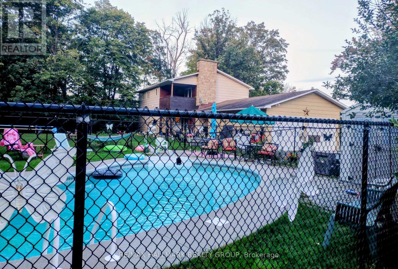 860 Munro Drive — photo 45