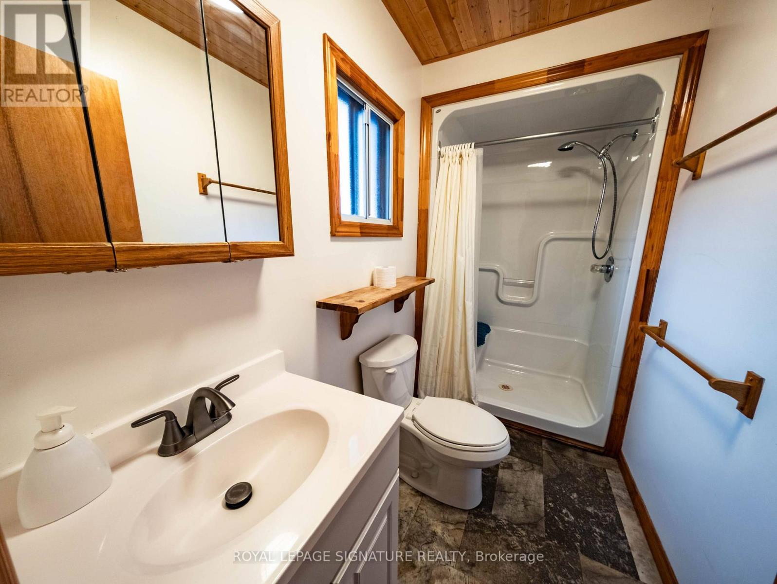 5428 Young Street — photo 15