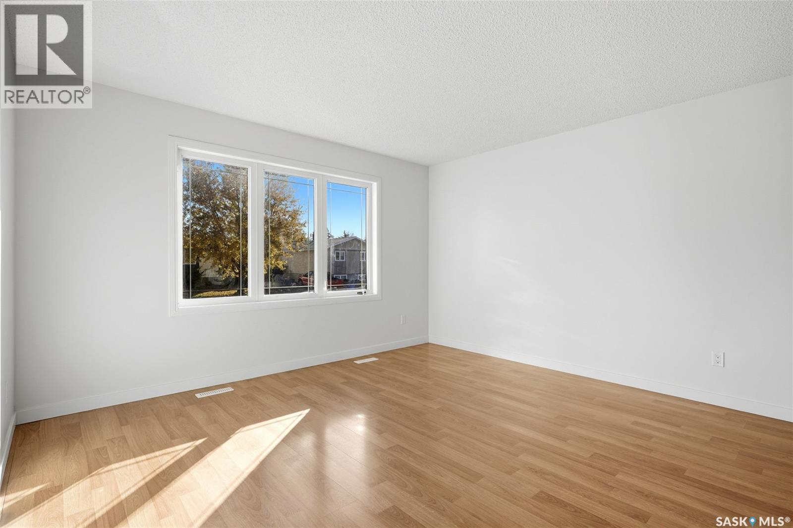 1014 Mawson BAY - 4