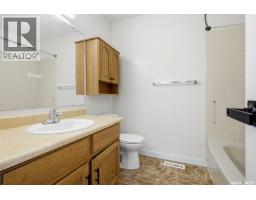 1014 Mawson Bay, Regina, SK S4X2P6 Photo 16