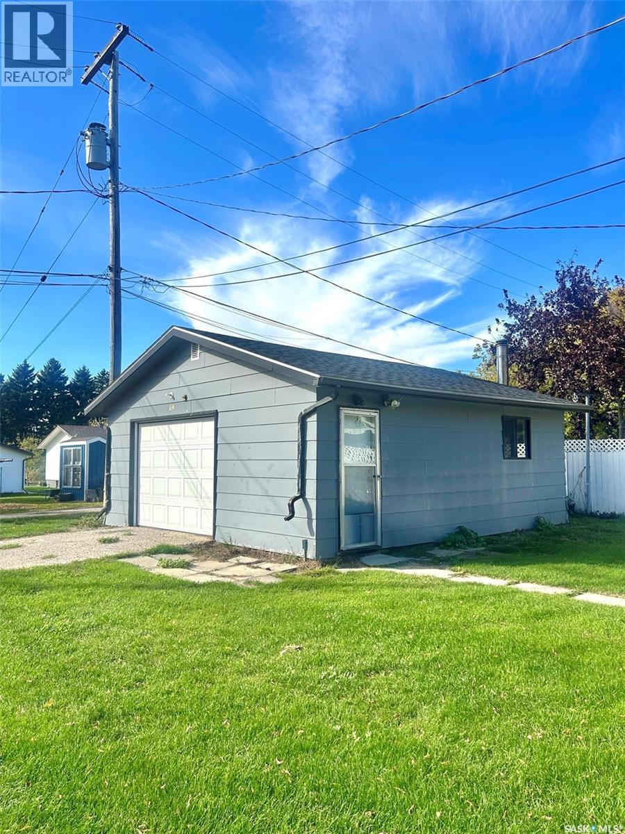 102 Mckendre STREET, Dysart — photo 4