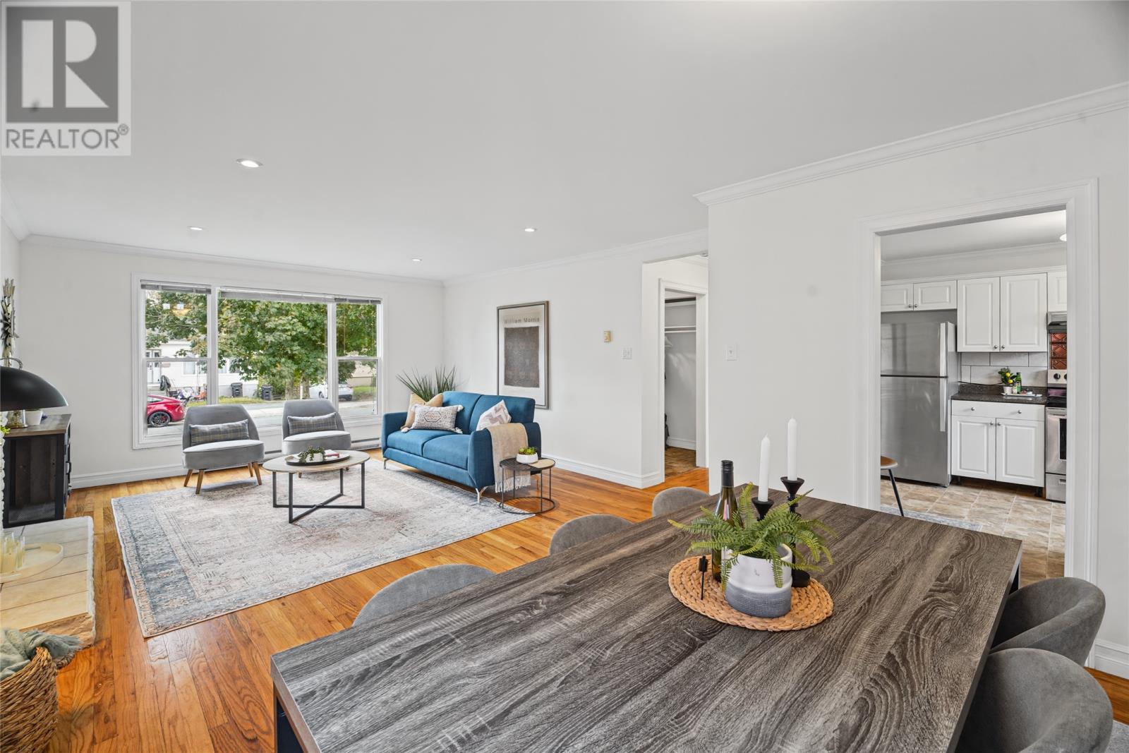 10 Johnson Crescent - 16