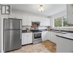 10 Johnson Crescent, St  John S, NL A1B2J4 Photo 18