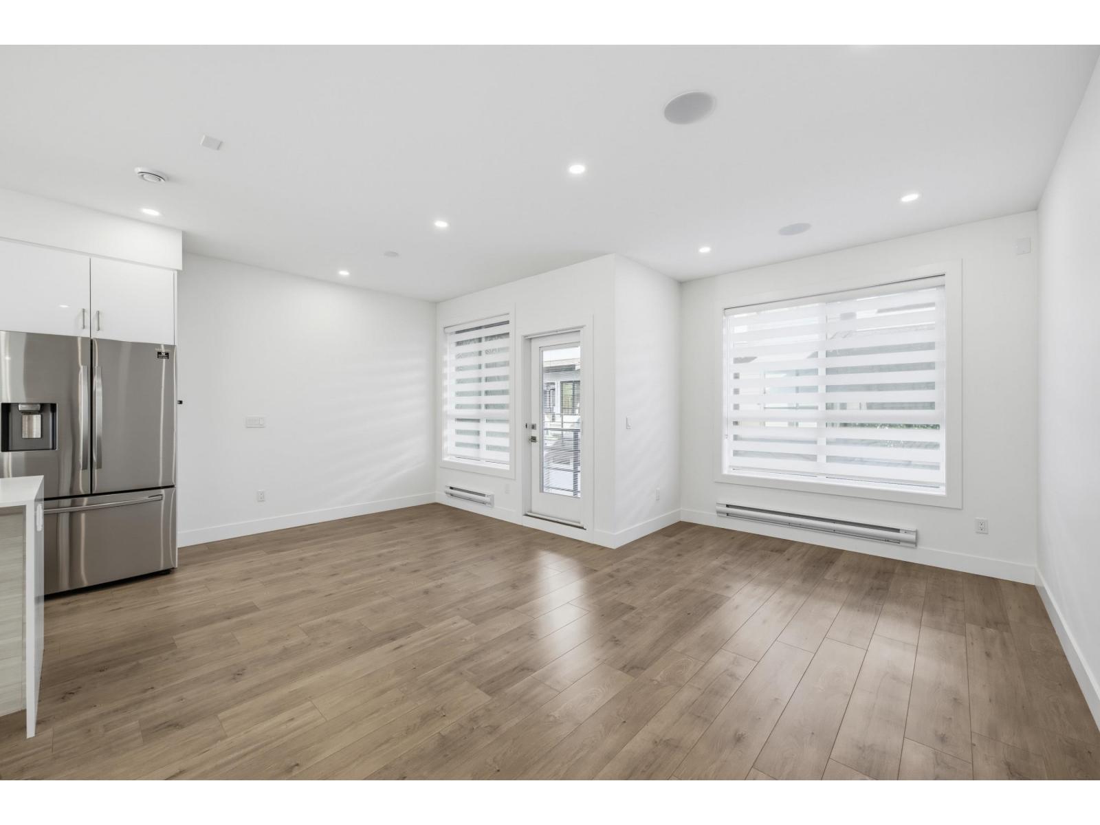 Photo of 62 7177 194A STREET 16