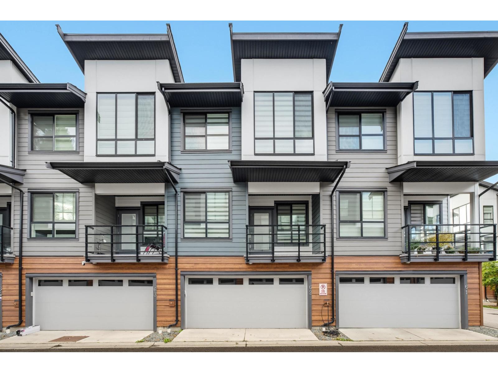 Photo of 62 7177 194A STREET 36