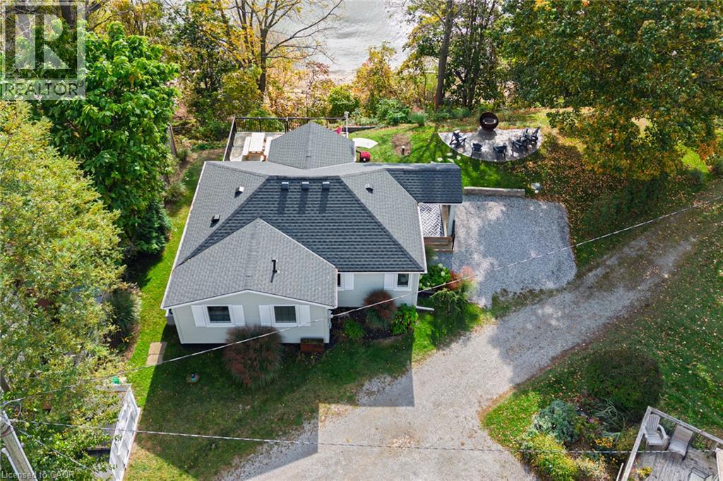 46 KING Street S - 31