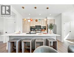 4pc Bathroom - 11 Tillotson Road, Okotoks, AB T1S4Z6 Photo 9