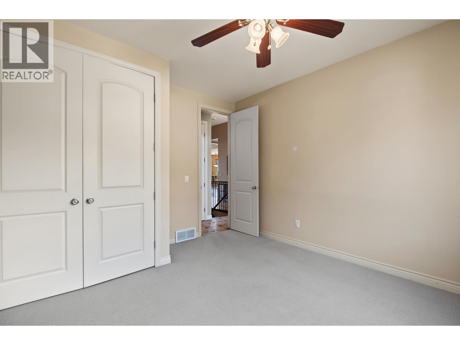 2405 Cobblestone Road - 31