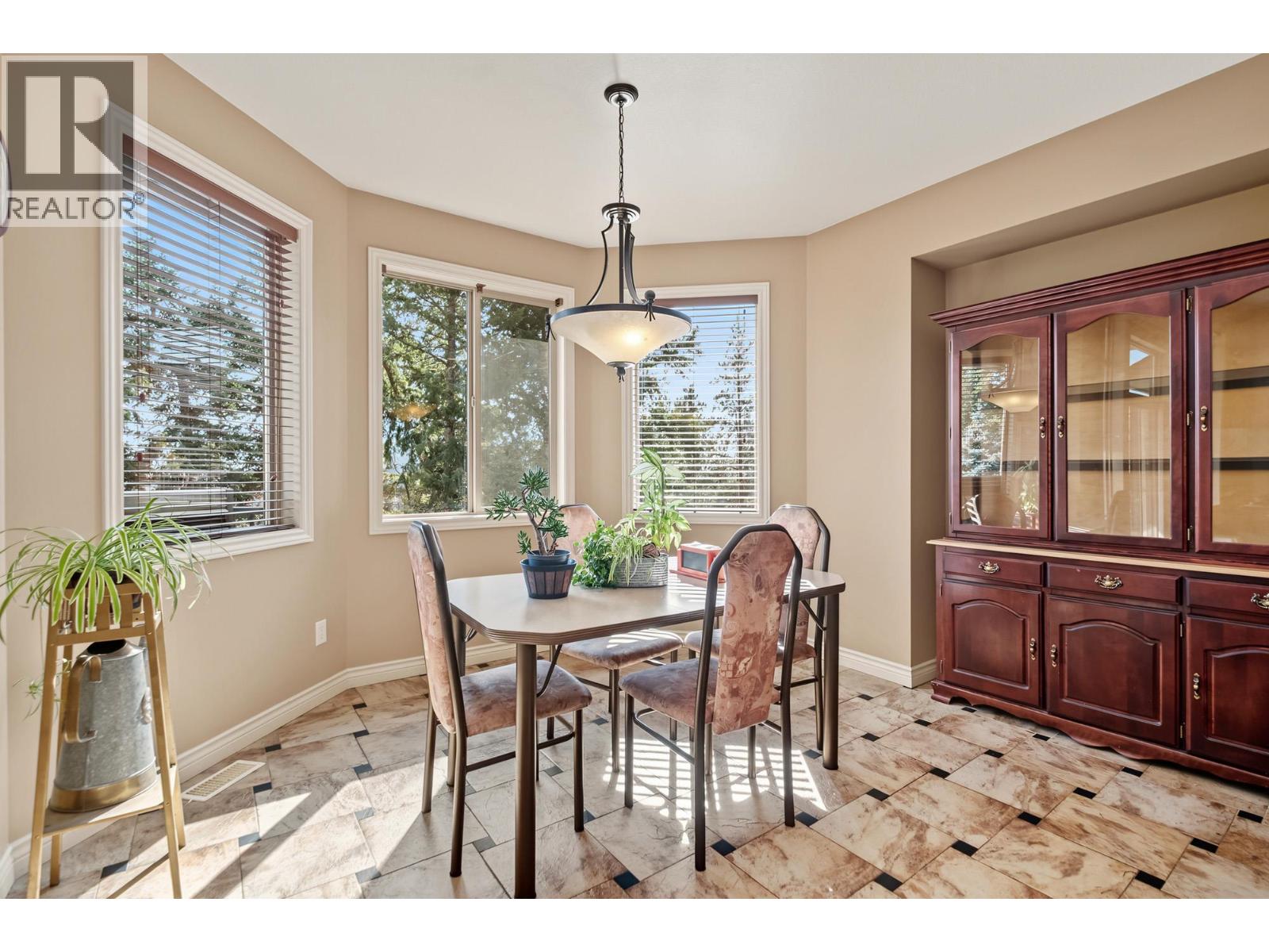 2405 Cobblestone Road - 18