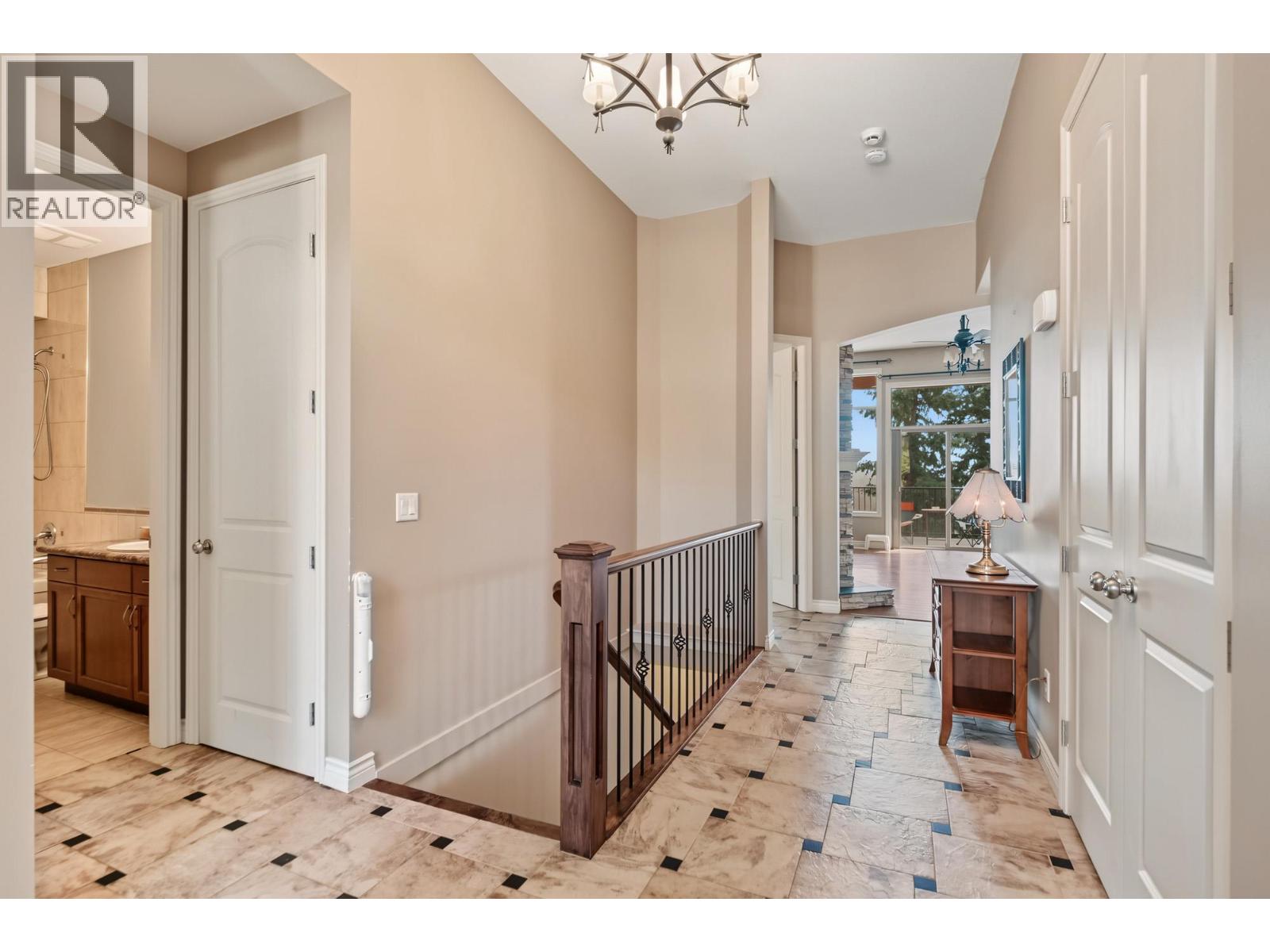 2405 Cobblestone Road photo 6