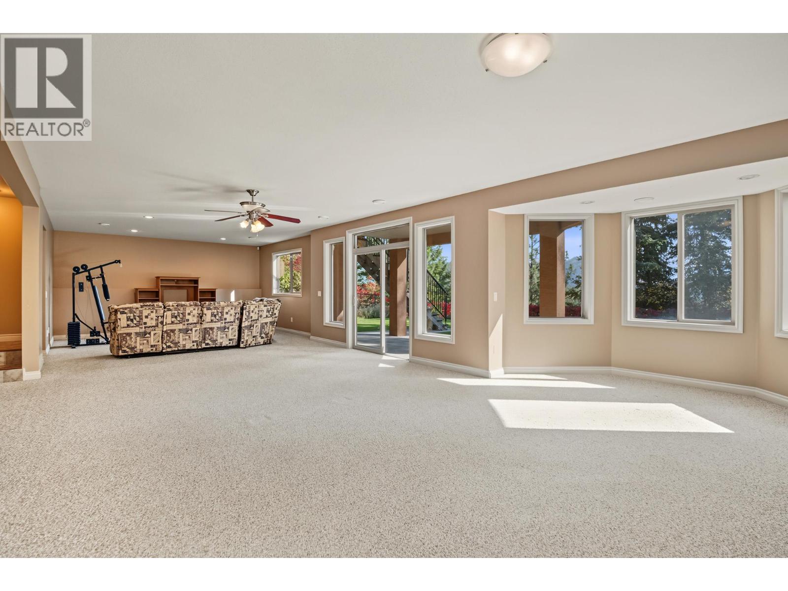 2405 Cobblestone Road - 36