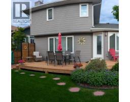 20 Sunlake Road Se, Calgary, AB T2X2T5 Photo 37