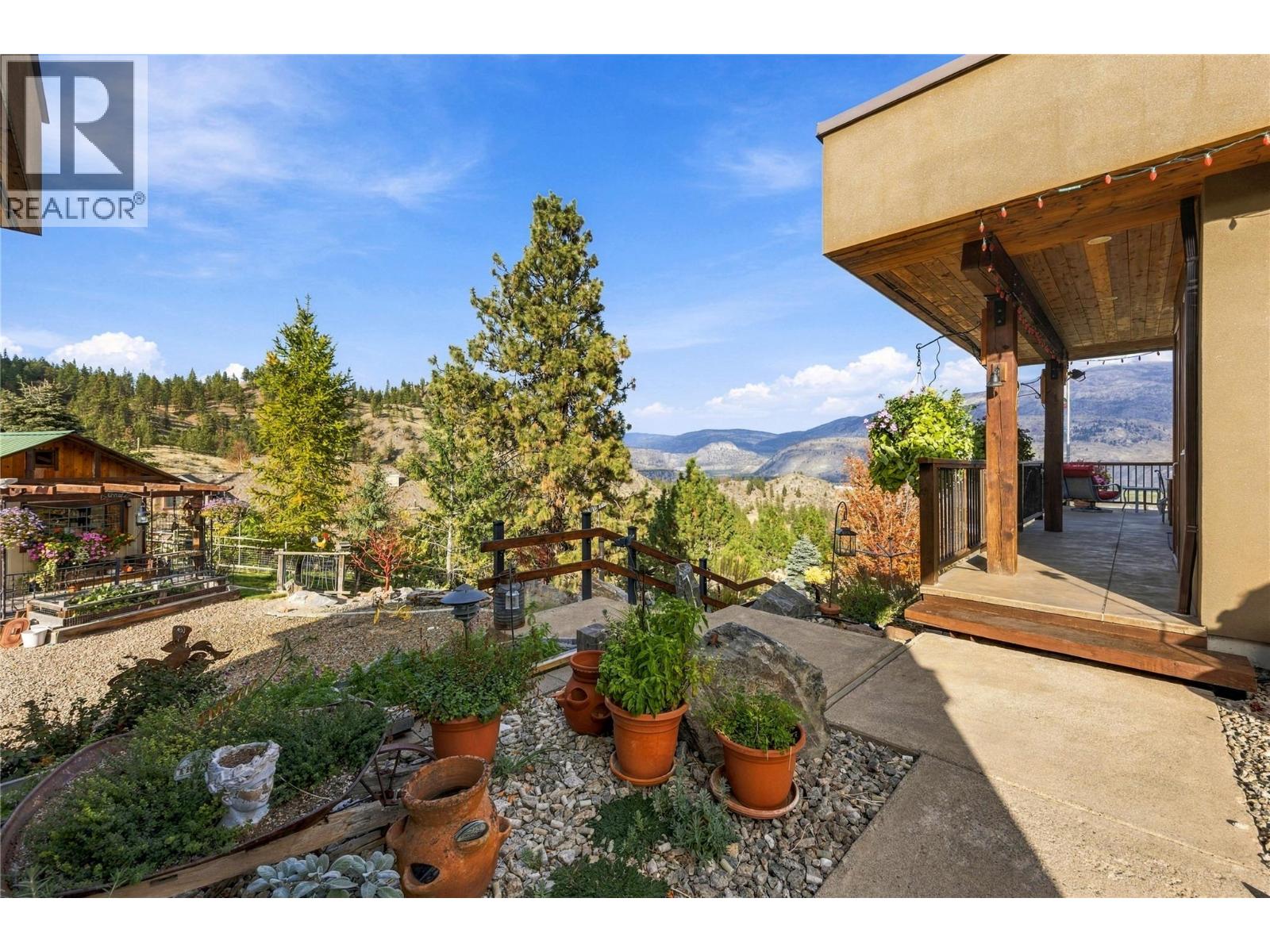  594 Wilson Mountain Road, Oliver